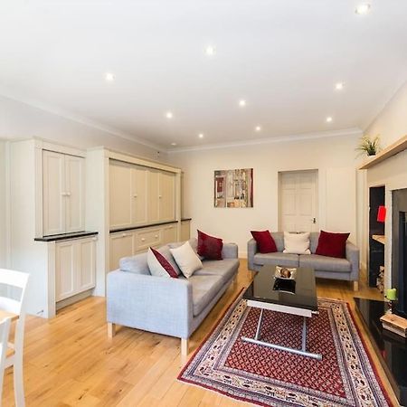 Self Catering , City Centre Apartment With Parking 에든버러 외부 사진