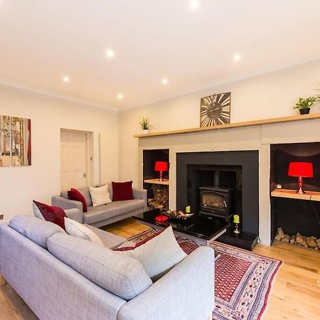 Self Catering , City Centre Apartment With Parking 에든버러 외부 사진