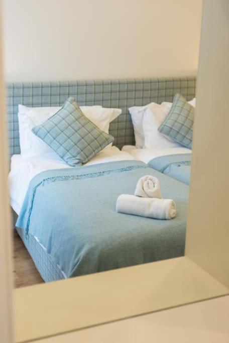 Self Catering , City Centre Apartment With Parking 에든버러 외부 사진